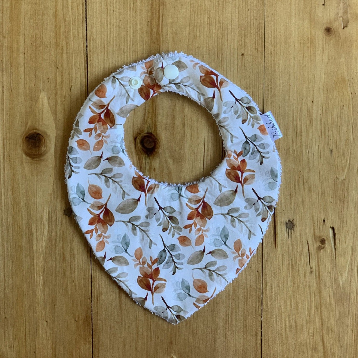 Mixed Leaves Dribble Bib